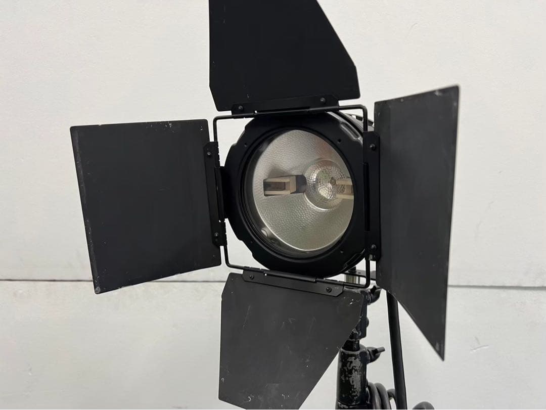 照明機材 ユニフォーカス575 球なし 専用バラスト＋ライトコード1本付き