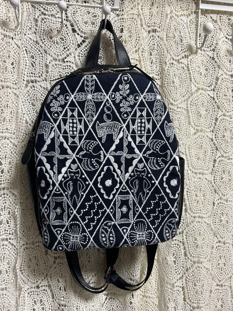 51005A ミナペルホネンハーフハンドメイド本革リュック　シンフォニー