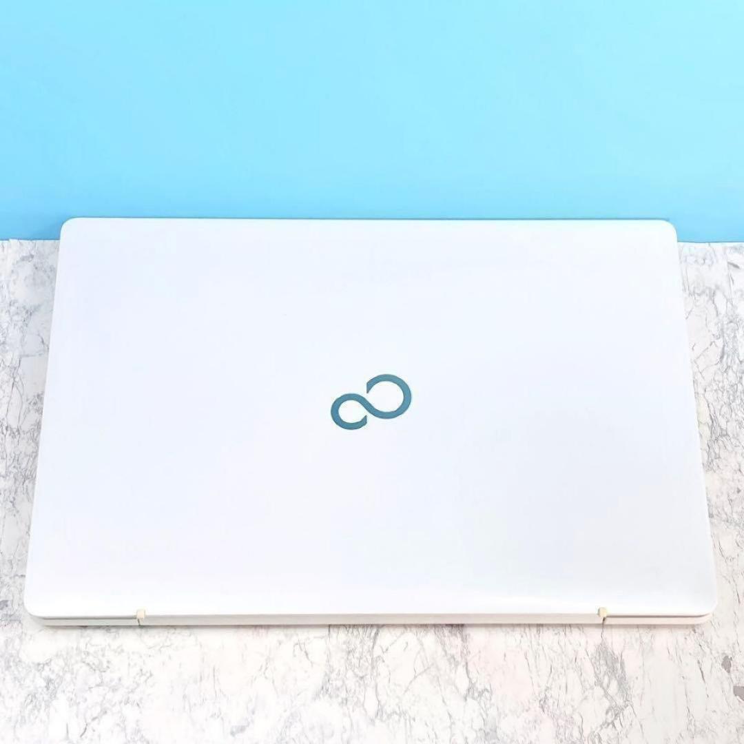 高性能✨大容量保存✨Windows11✨在宅ワーク✨富士通ホワイトノートパソコン