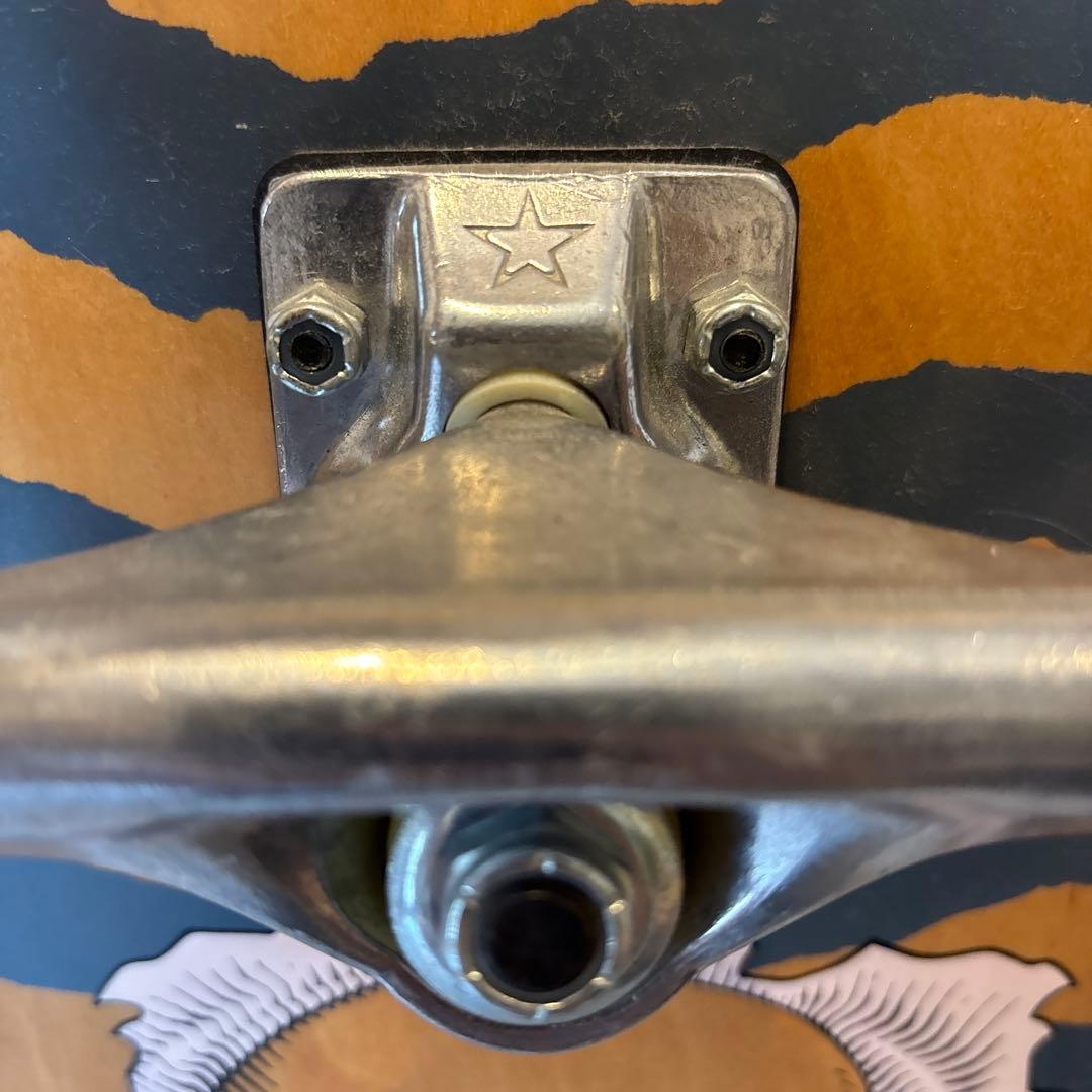 ★Fluffy★ 　Powell スケボーコンプリート 8inc スケート