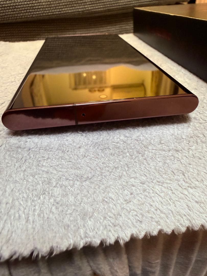 【CASETiFY付き】Galaxy S22 Ultra 256GB ドコモ版