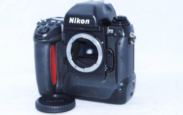 動作良好★人気のnikonカメラ★ニコン F5 ボディ+ MF-27データバック