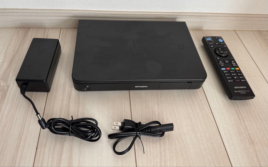 ひかりTVチューナー　トリプルチューナーモデルAM900