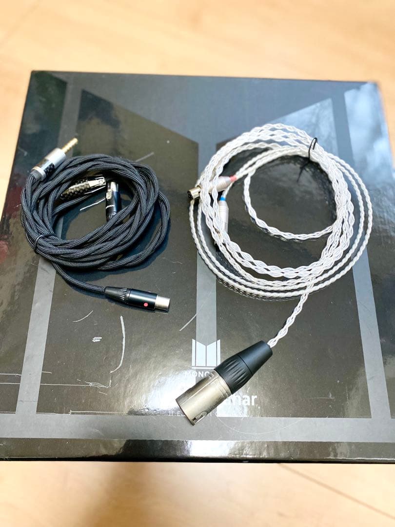 Monolith M1570 平面駆動ヘッドフォン バランスケーブル2種付き