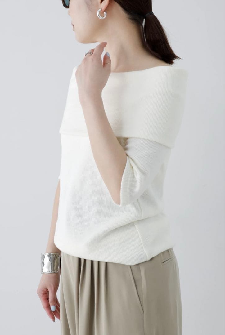 HAUNT ハウント　オフショルショルダートップス 辺見えみり コンテ