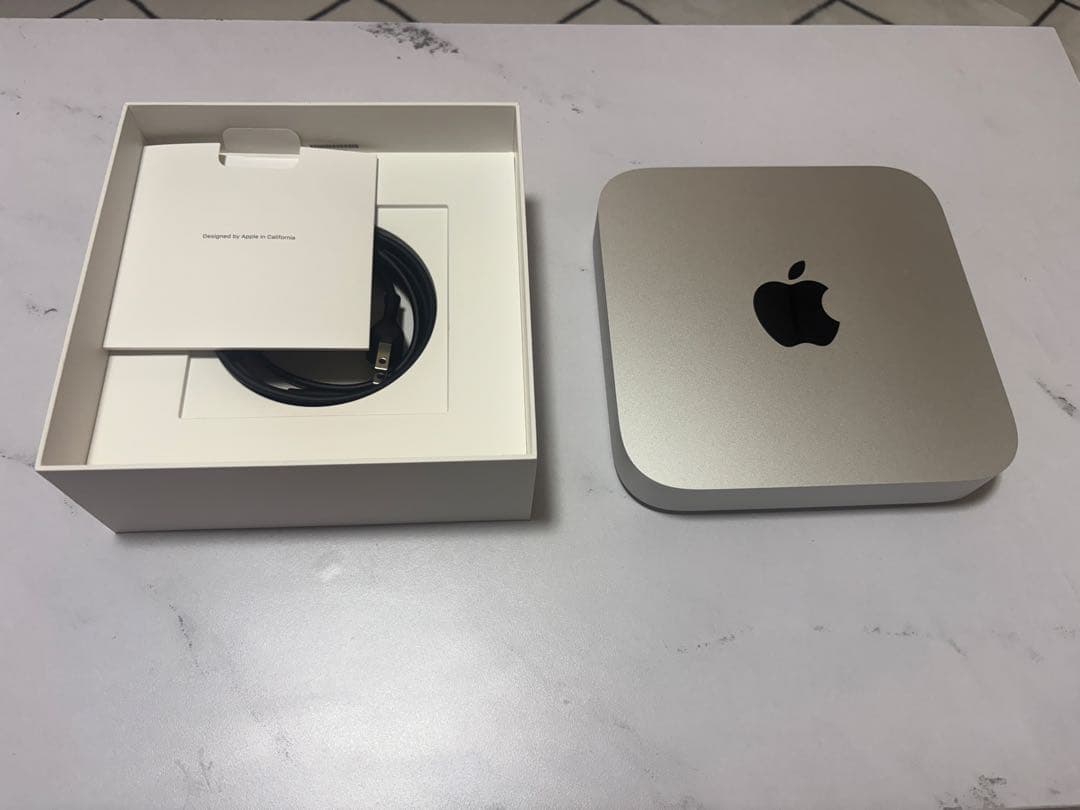 Apple Mac mini M1(2020モデル)8コア/16GB/512GB