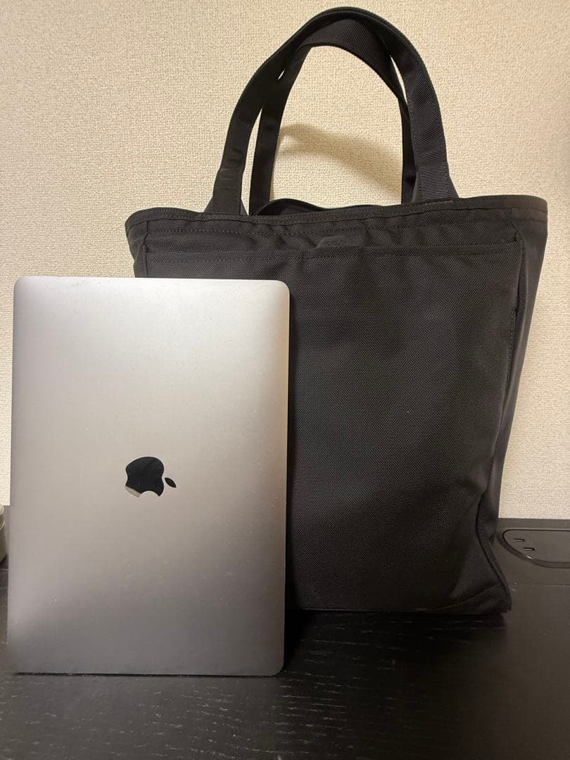 monolith ブラックトートバッグ