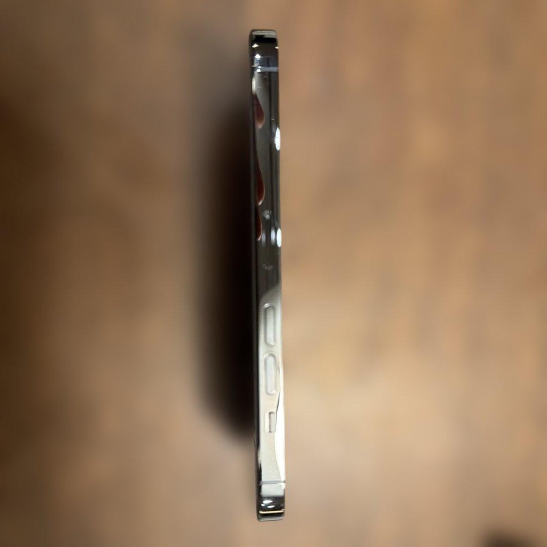 Apple iPhone 13 Pro 256g グラファイト