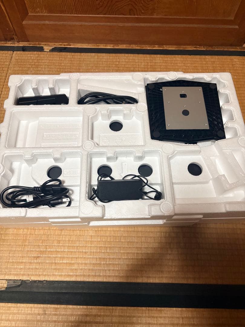 ゲーミングモニター　27インチ　240Hz