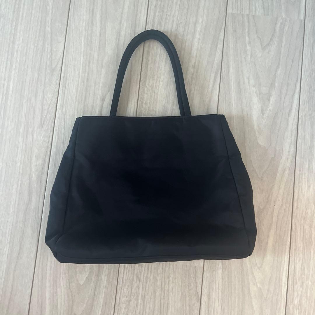 PRADA ブラック トートバッグ
