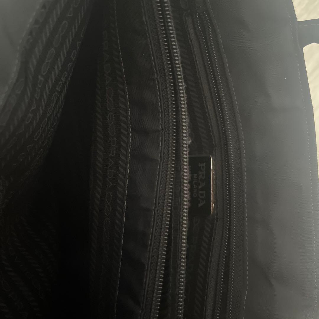 PRADA ブラック トートバッグ