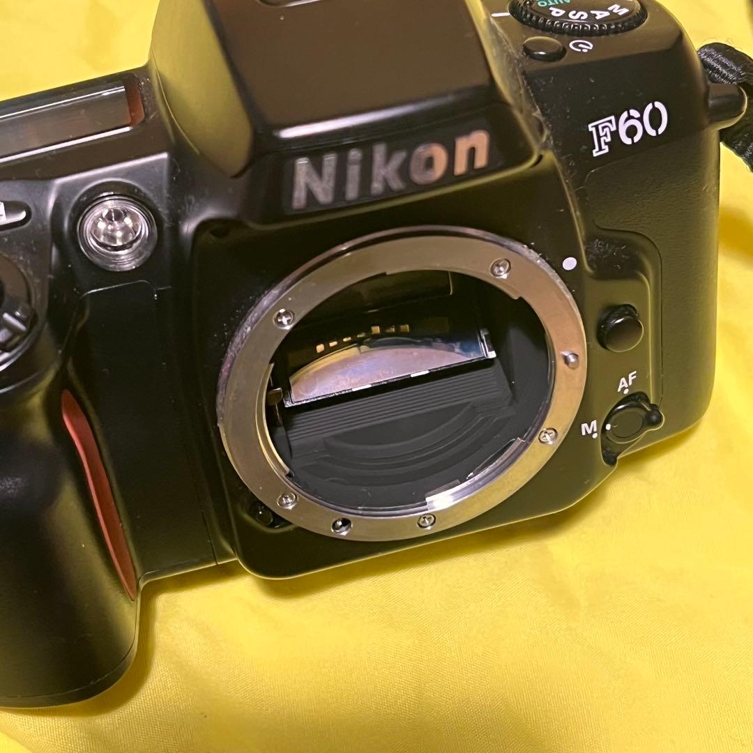 値下げSIGMA 単焦点 Nikon F60 一眼レフフィルムカメラレンズ付き