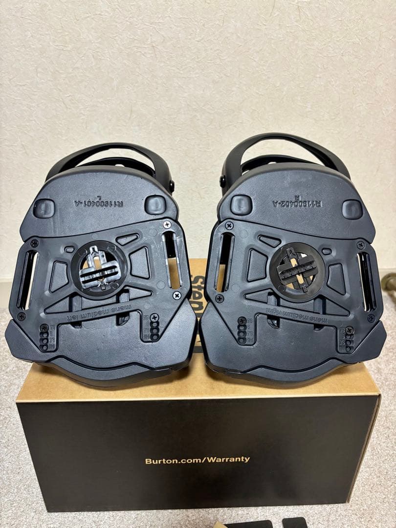 Burton Step On Genesis EST ビンディング M ブラック