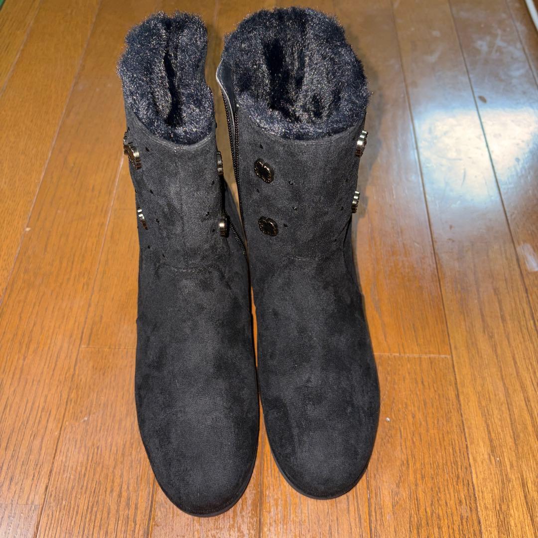 新品　アンテプリマ　黒お花厚底ブーツ