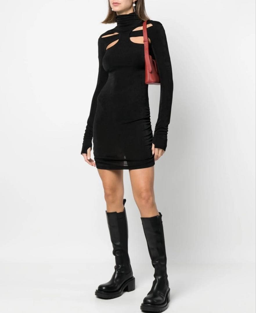【値下げ】MISBHV ブラック カットアウト タートルネック ワンピース