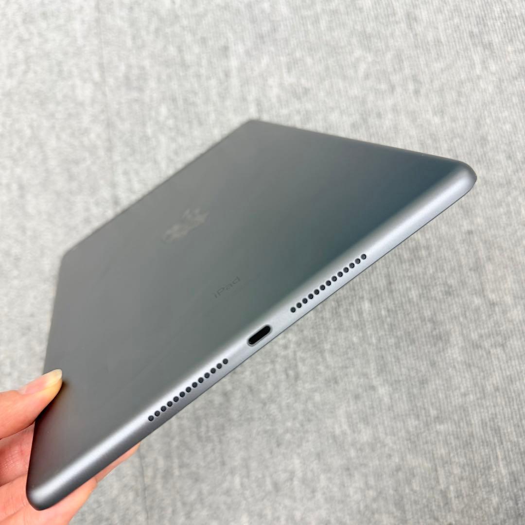「美品」iPad第8世代 32G Wi-Fi + Cellularスペースグレイ