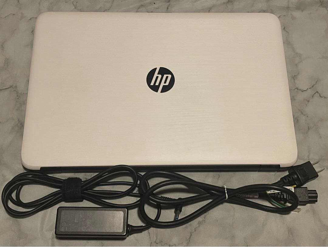 15インチフルHD液晶（1920x1080）搭載 HP 15-ba001AU