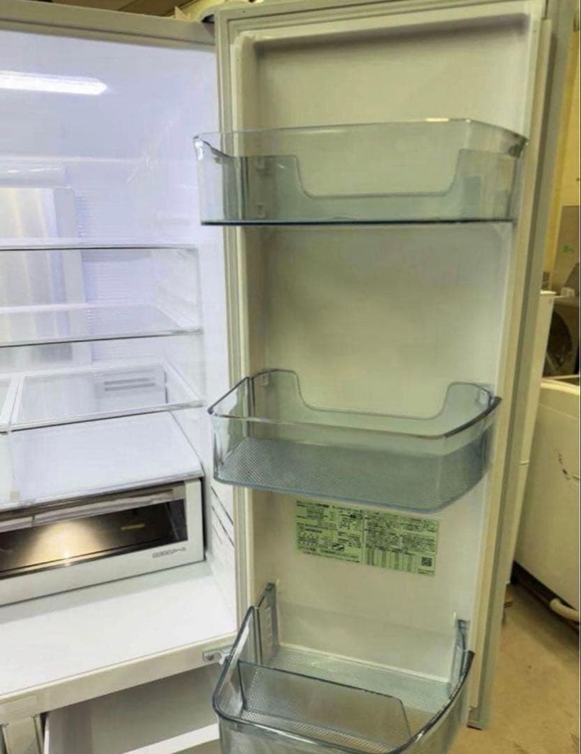 2019年式 520L 日立 冷蔵庫 R-HW52K(XW)