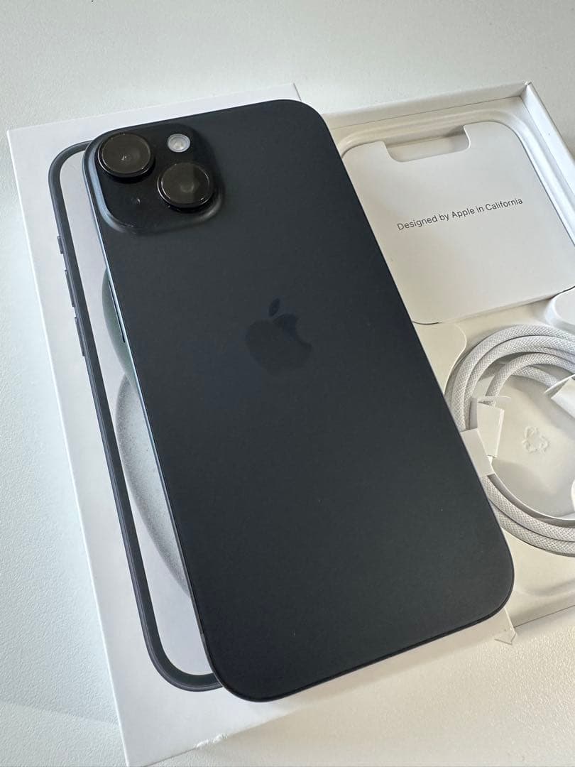【Sランク品】Apple国内版 【SIMフリー】 iPhone 15 128GB
