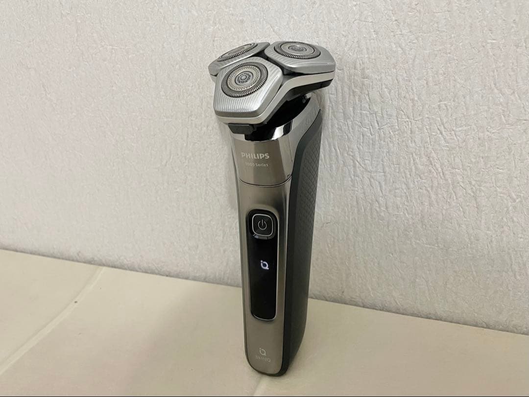 【フィリップス】9000Series ウェット&ドライ電動シェーバー S9697