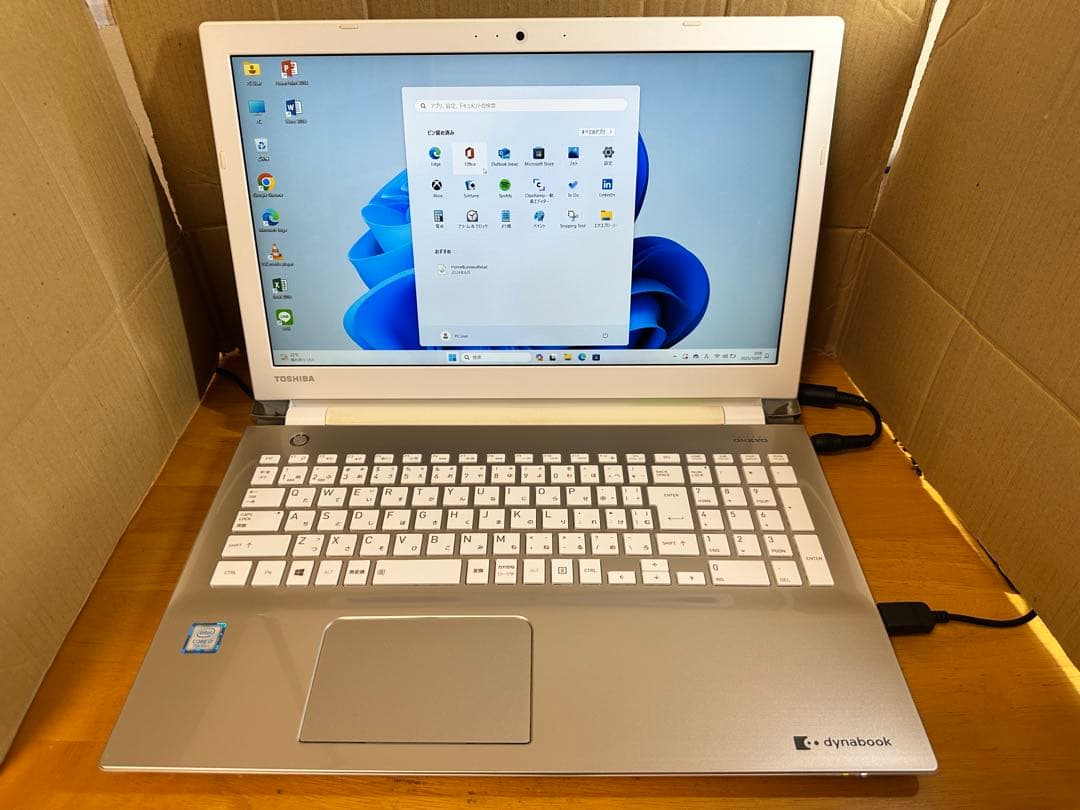 東芝　dynabook T65/EG i7-7世代 SSDWin11Office