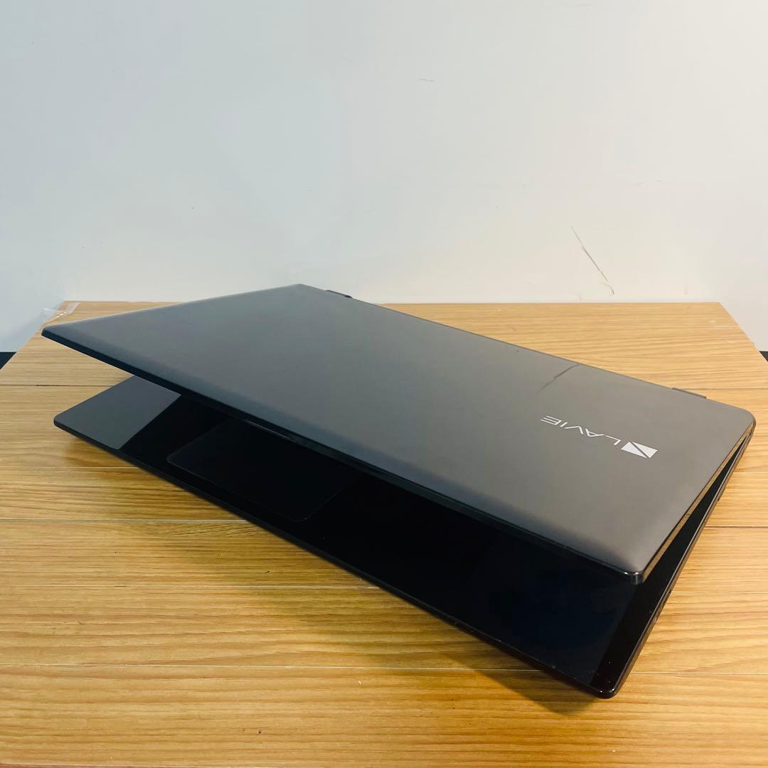 ピアノブラックSSD256メモリ8ギガカメラwin11オフィスDVD Wi-Fi