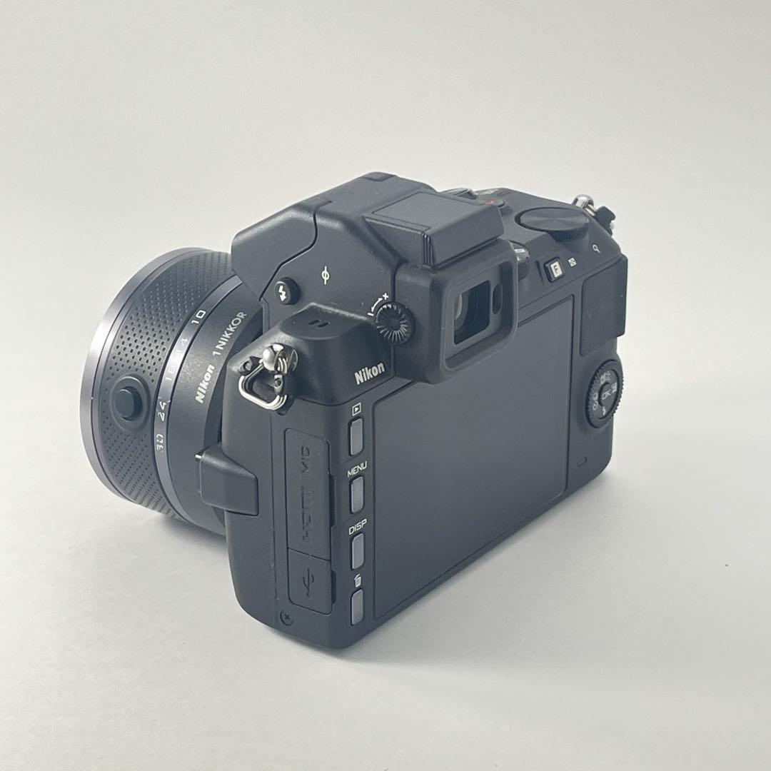 【ショット数7000・返品保証】Nikon1 V2 ブラック標準レンズキット
