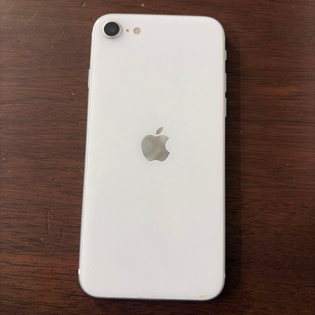 【ジャンク品】Apple iPhone SE 第二世代128GB ホワイト 本体