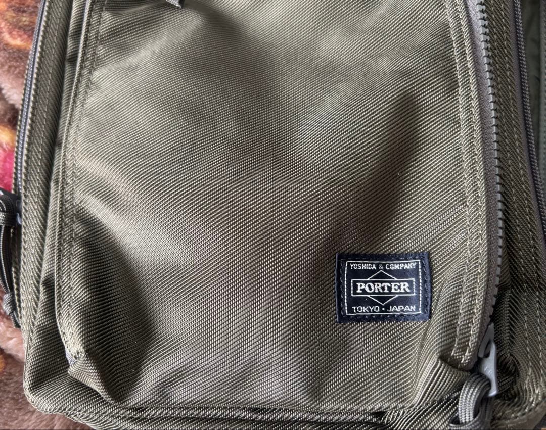 美品 PORTERユニット ボディバッグ ショルダー カーキ 784-05468