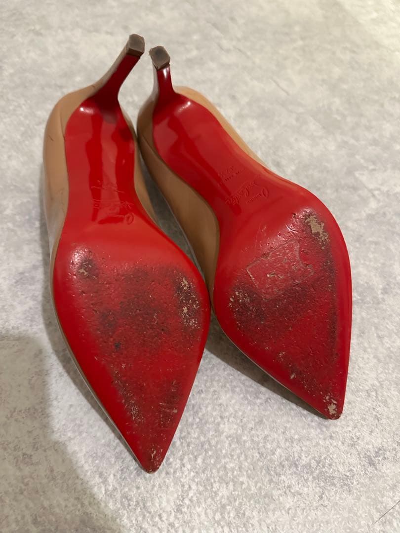 Christian Louboutin ベージュ ハイヒール 37/5