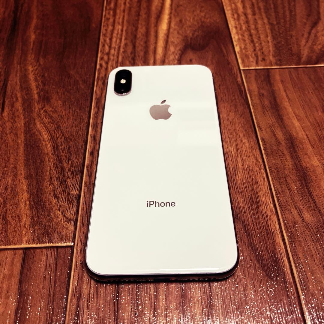 Apple iPhone X 256GB シルバー simロックあり