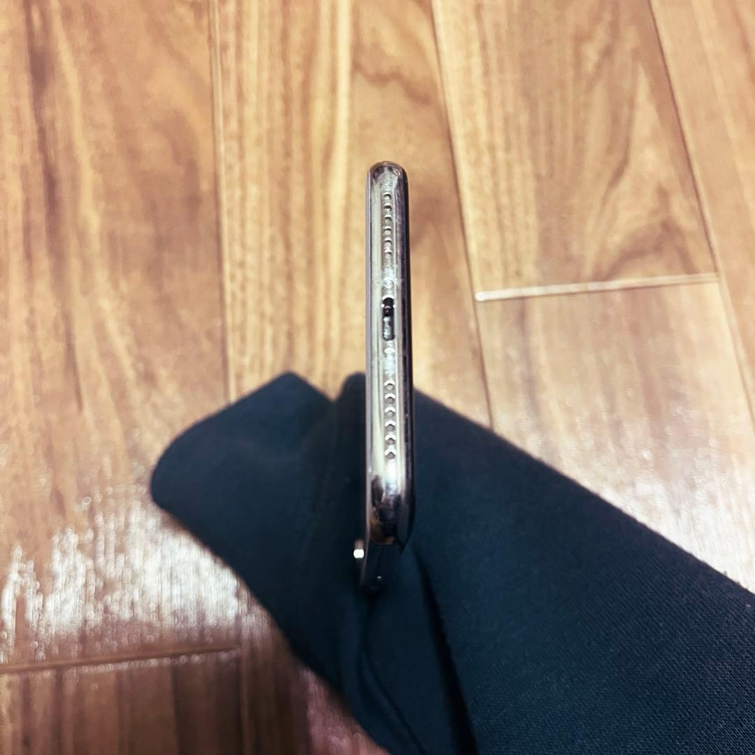 Apple iPhone X 256GB シルバー simロックあり