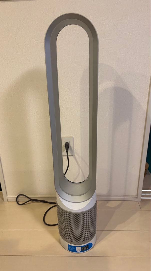 Dyson 空気清浄機能付きタワー型扇風機⭐︎値下げ