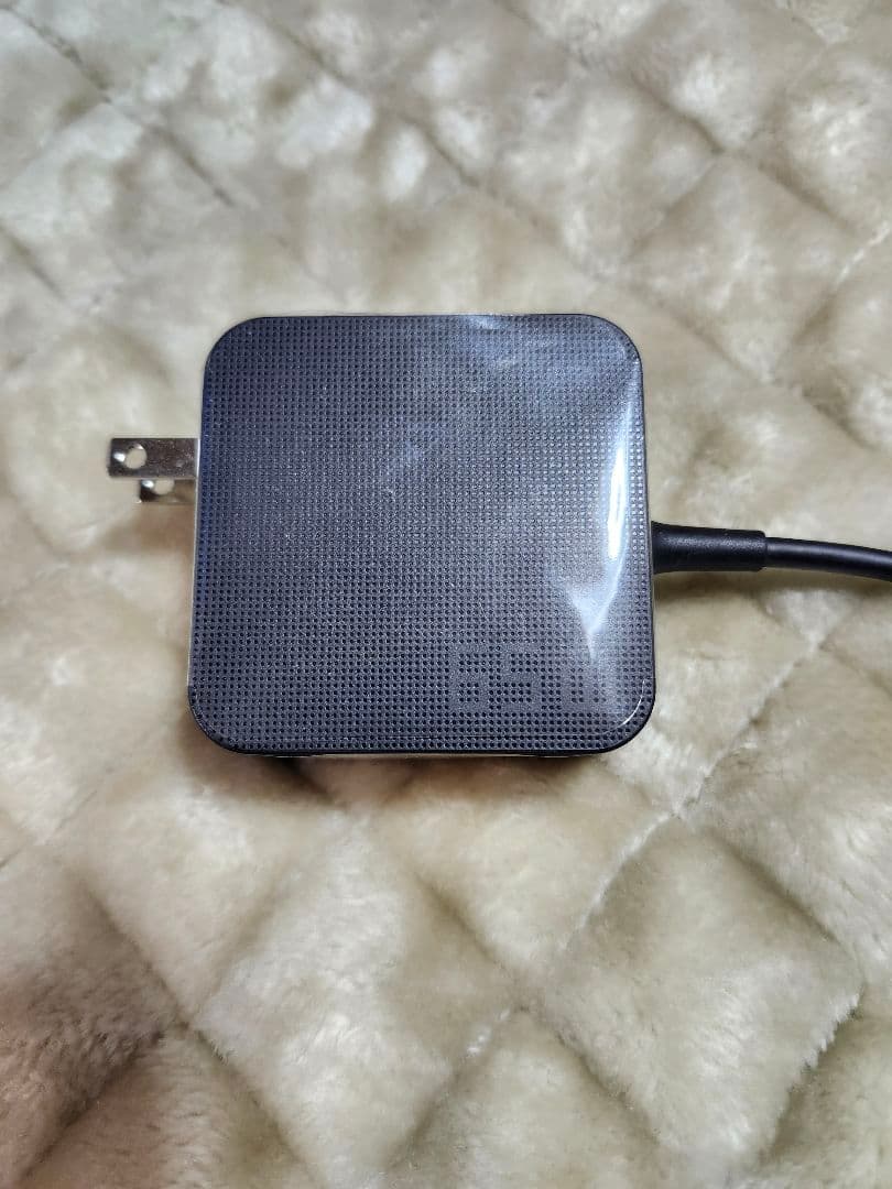 【最終価格】ASUS ZenBook 14インチ UM425IA 外装傷なし