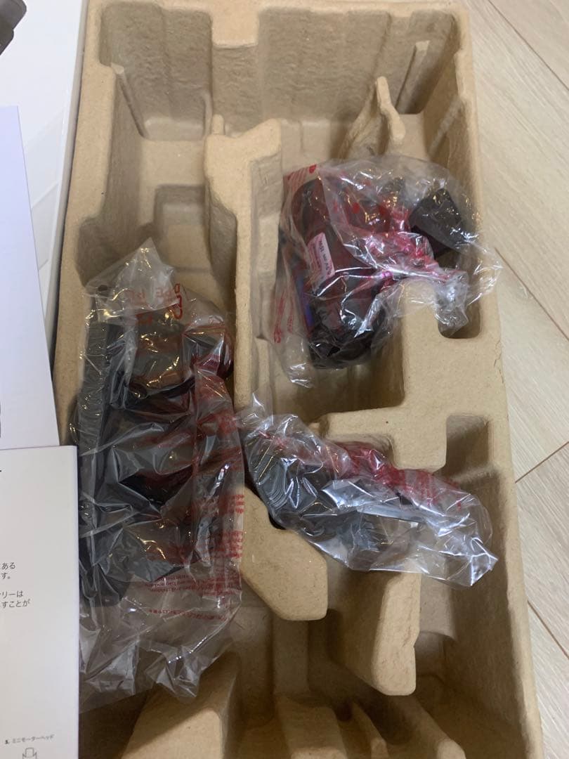 M*i様 充電式ハンディクリーナー