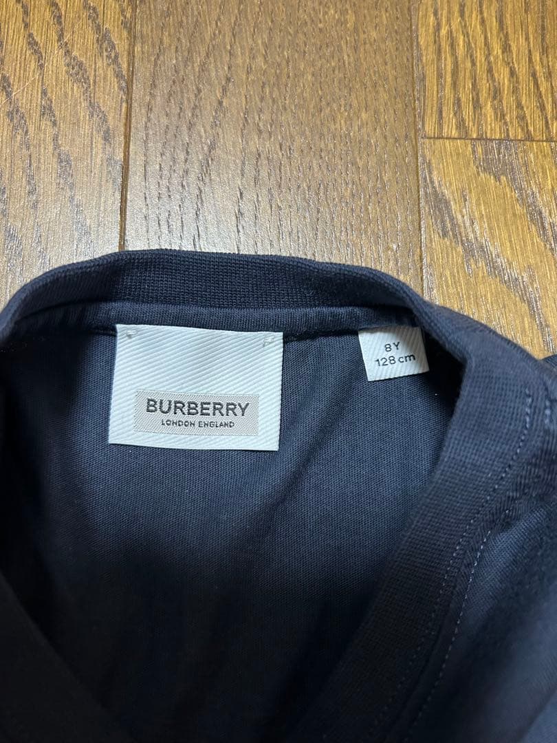 バーバリー★ロゴTシャツ8Y