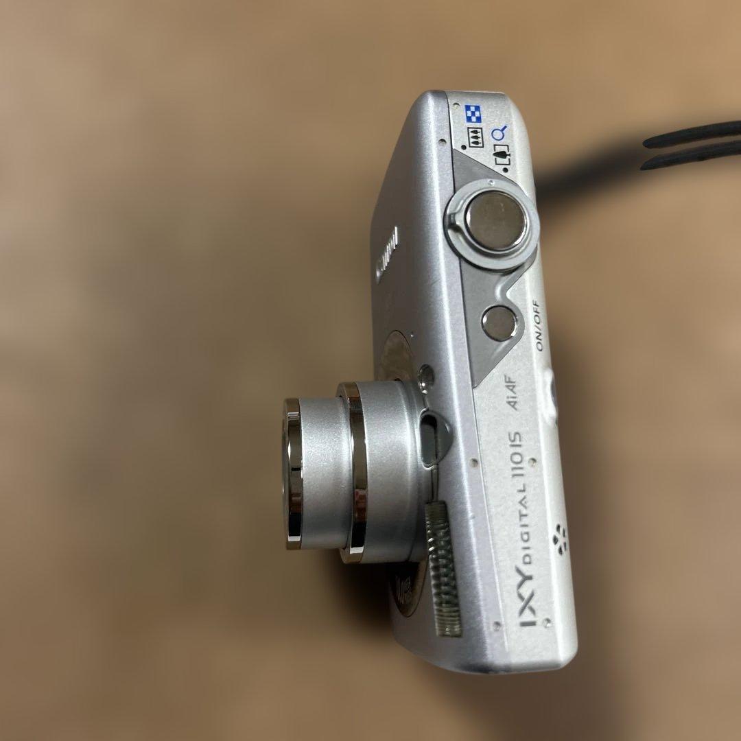 Canon IXY Digital 10.0メガピクセル 本体と充電器付き