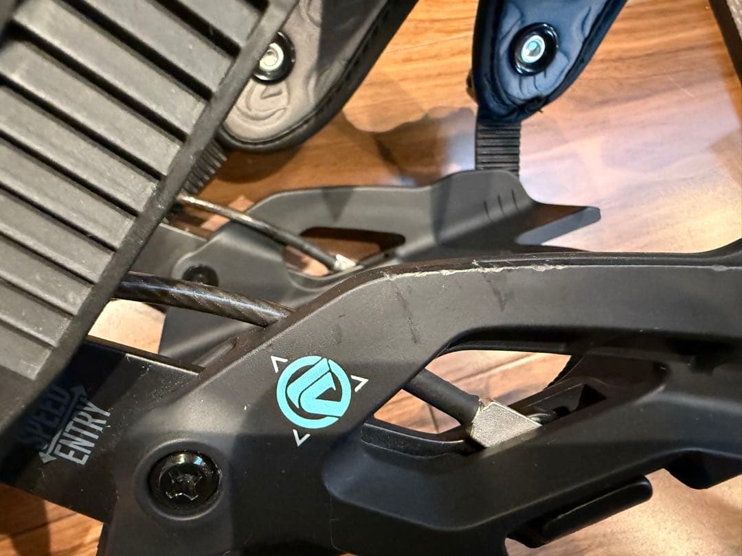 FLOW OMNI スノーボードビンディング