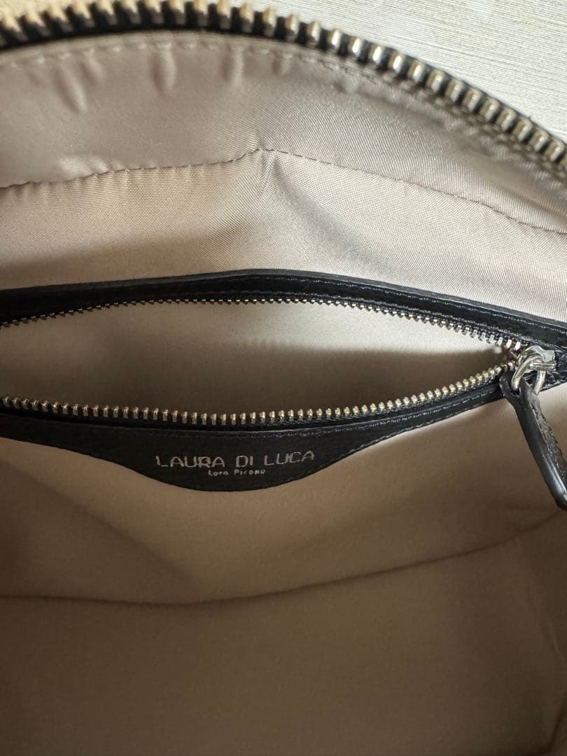 LAURA DI LUCA レザーボストンバッグ