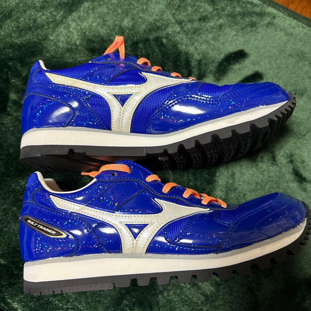 新品箱あり 激レア ビルトトレーナー2 レディース 23cm ホログラムモデル