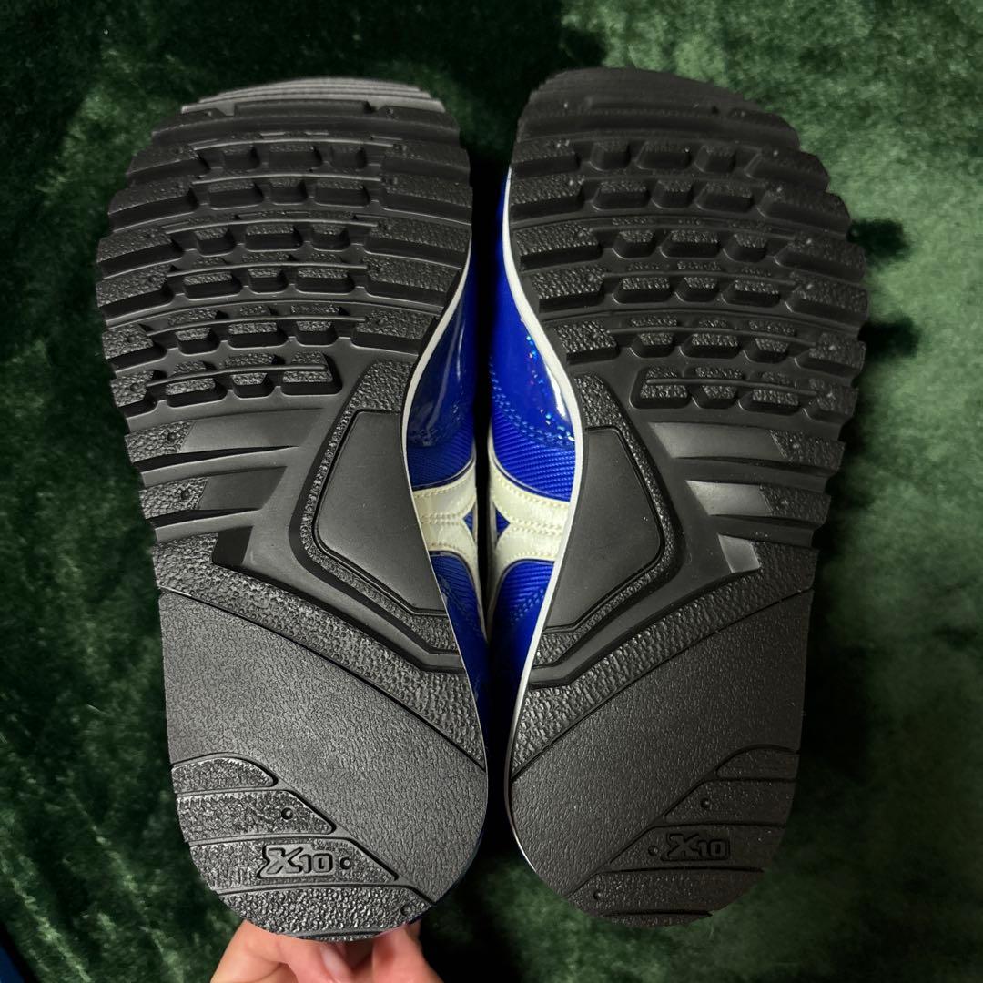 新品箱あり 激レア ビルトトレーナー2 レディース 23cm ホログラムモデル