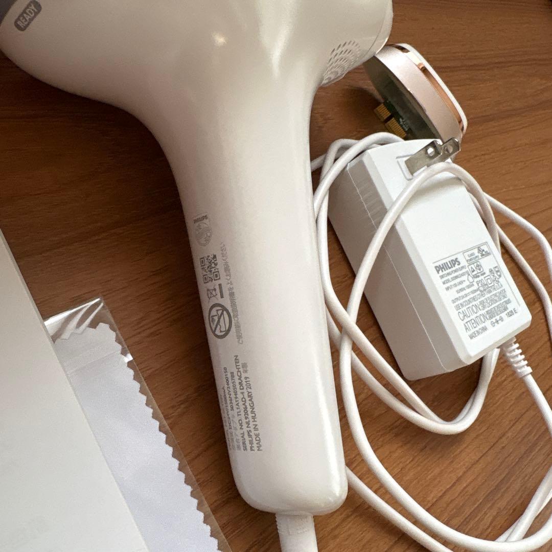 即発送★PHILIPS Lumea Advanced 脱毛器 SC1997/70
