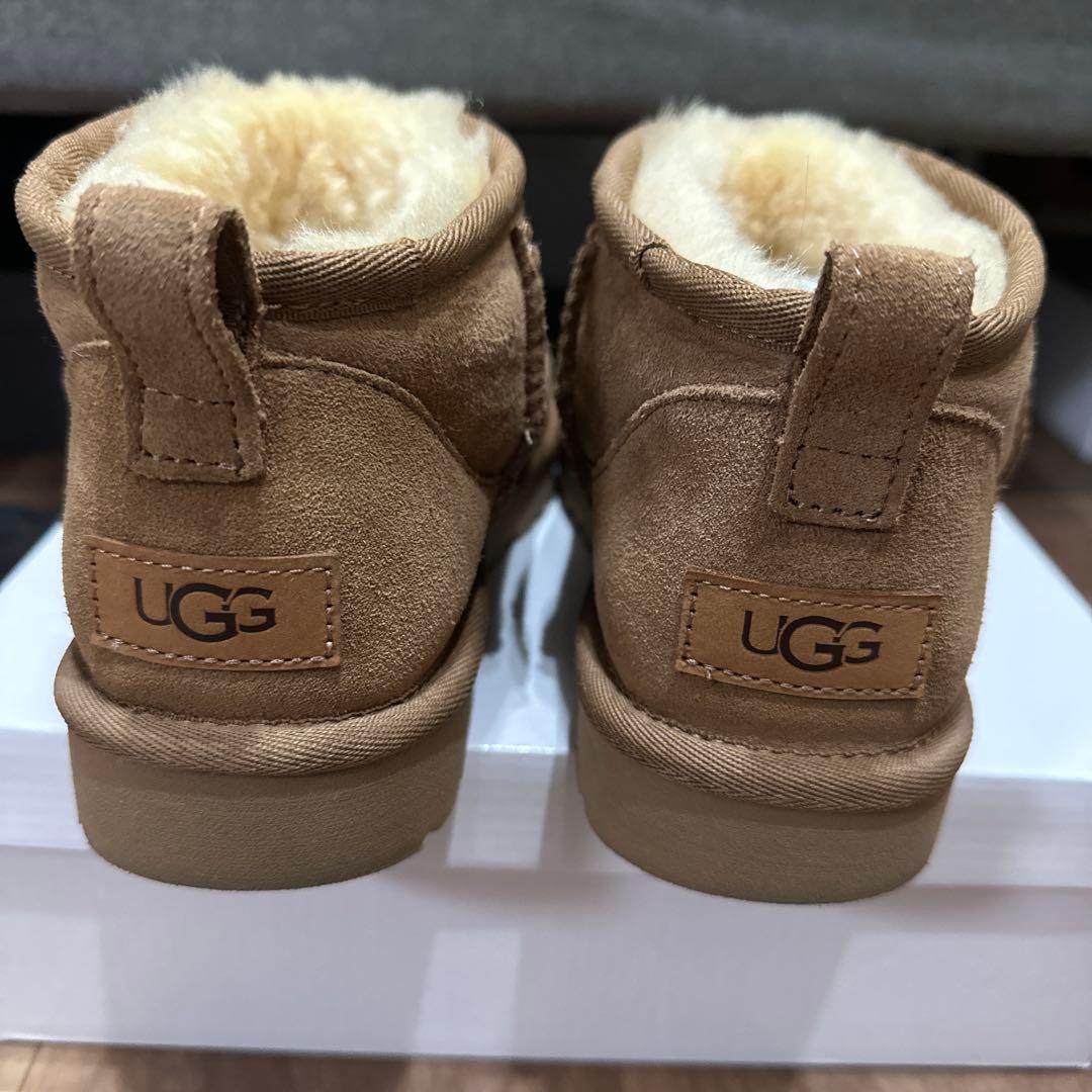 【最終価格】UGG ムートンブーツ　24cm