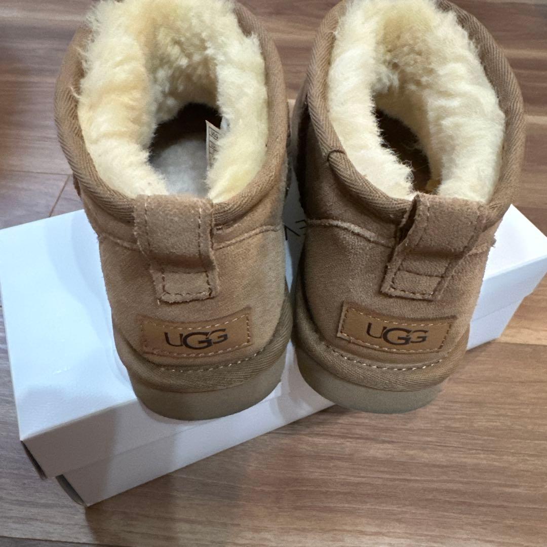 【最終価格】UGG ムートンブーツ　24cm