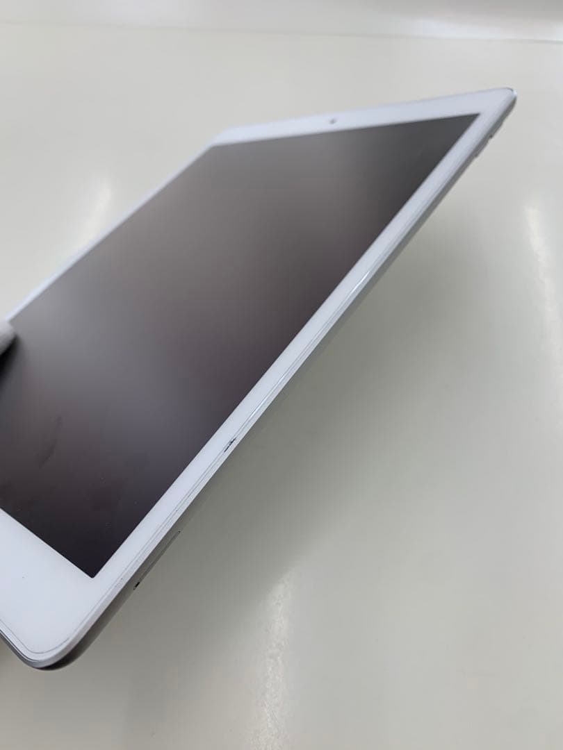 Apple iPad 32GB シルバー 本体 MYMJ2J/A