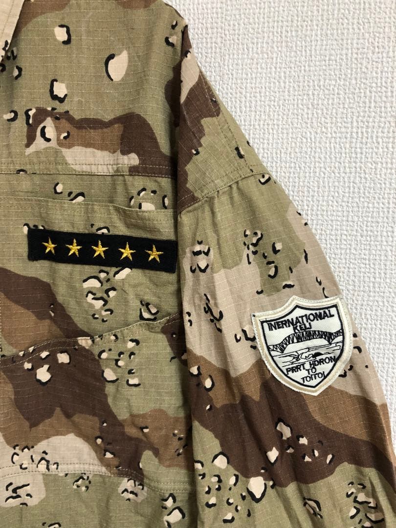 ニコアンド　ワッペンシャツジャケット　ミリタリー　ジャケット　てぃら　迷彩