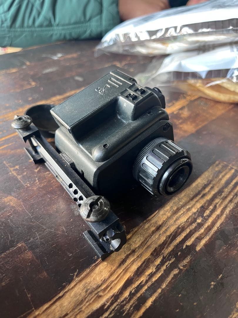 ナシカ　ELF1 スコープ　単眼　暗視スコープ