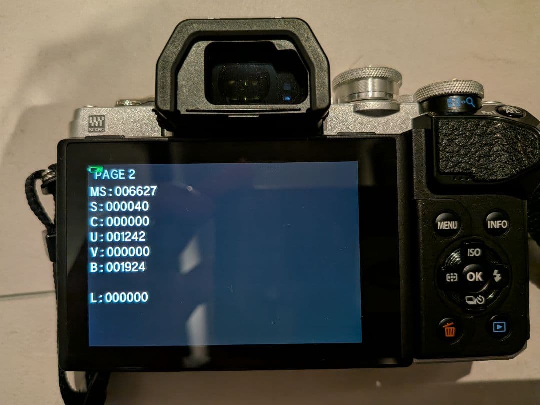 オリンパス OLYMPUS OM-D EM-10 Mark Ⅲ　 ミラーレス一眼