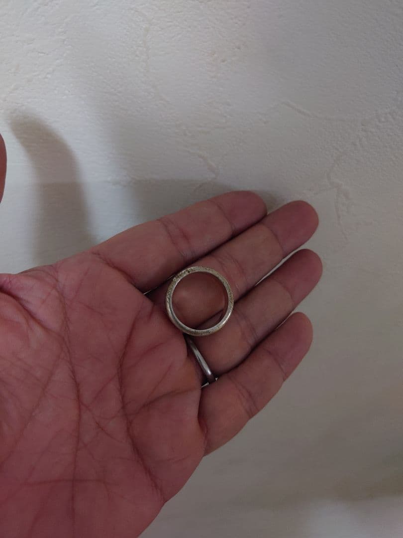 ティファニー ナロー アトラス リング 号数不明