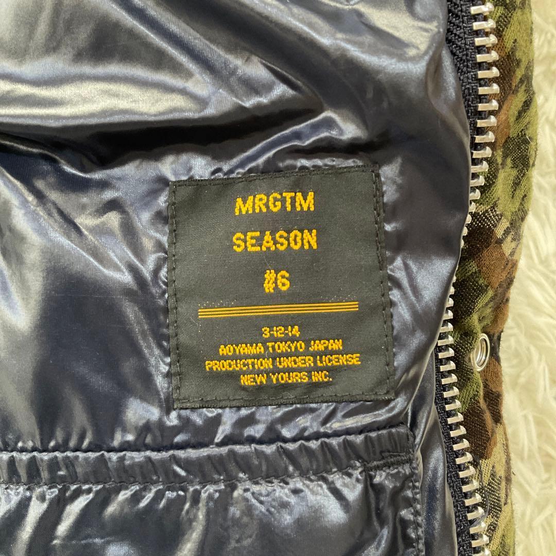 しゅ様ご予約品美品 ⭐︎MR GENTLEMAN カモフラダウンジャケット 紺 M